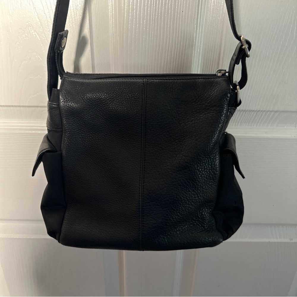 Vintage Fossil black pebbled leather messenger crossbody bag organizer